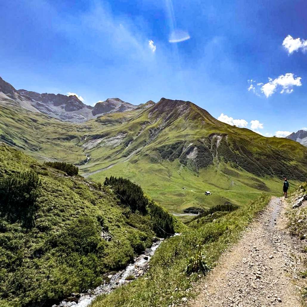 Ein Paradies für Wanderfreunde Wunderschöne Aussicht bei bestem Wetter